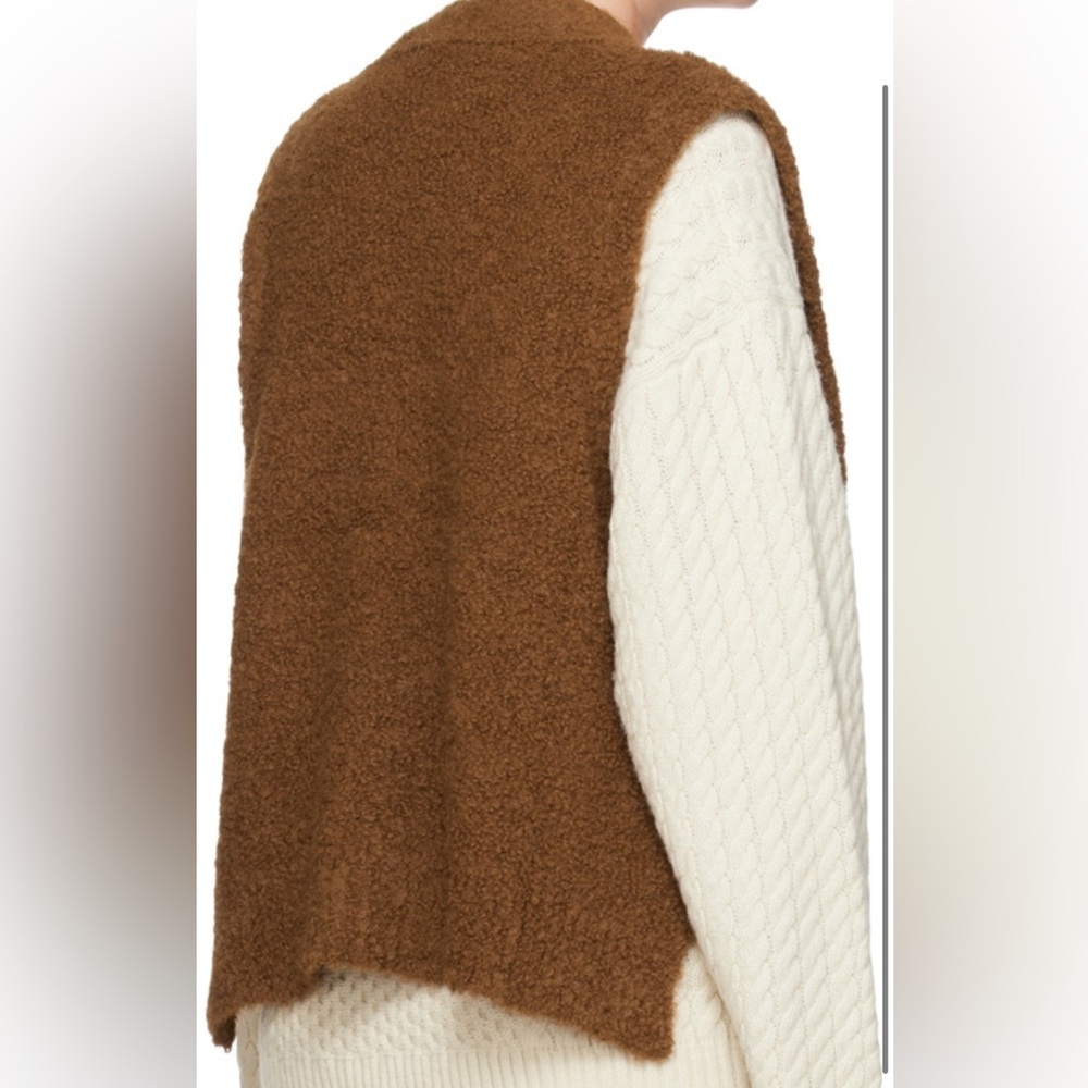 Cordera Vest - Picture 3 of 8